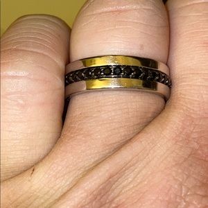 Silver men’s size 12 black spinel ring